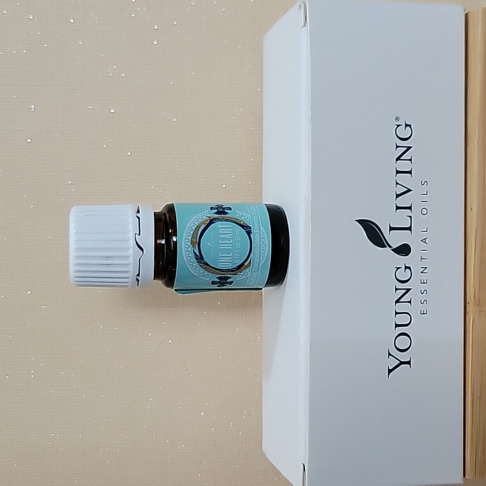 Young Living ONE HEART blend essential oil